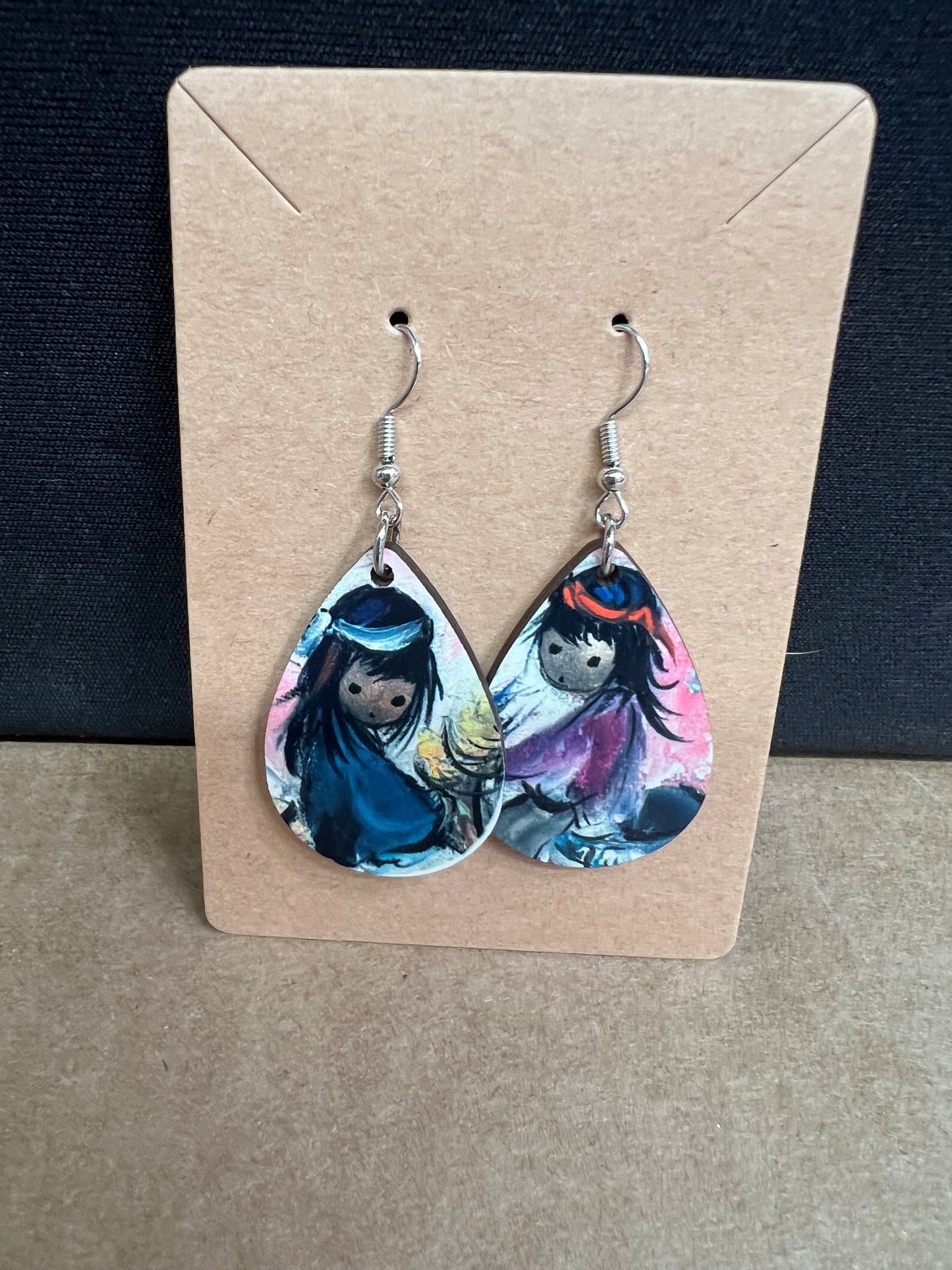 Earrings: Teardrop