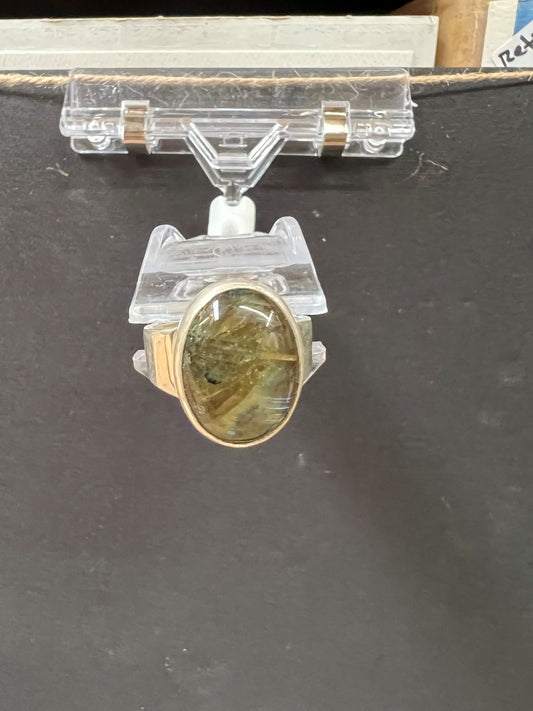 Ring: Sterling Silver Labradorite