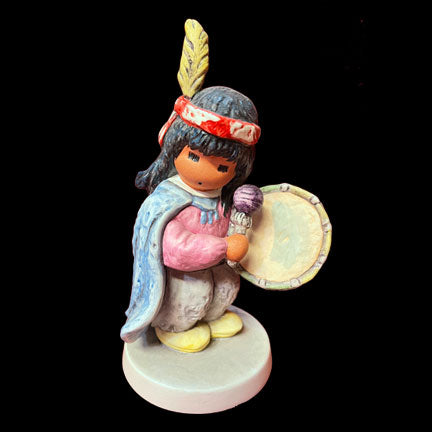 Goebel: Little Music Maker Figurine